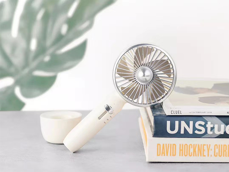 手持小風(fēng)扇usb充電迷你風(fēng)扇批發(fā)