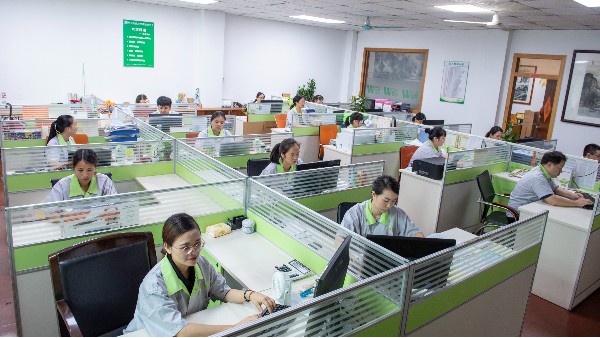 北方人在南方注塑模具加工廠上班是什么體驗(yàn)