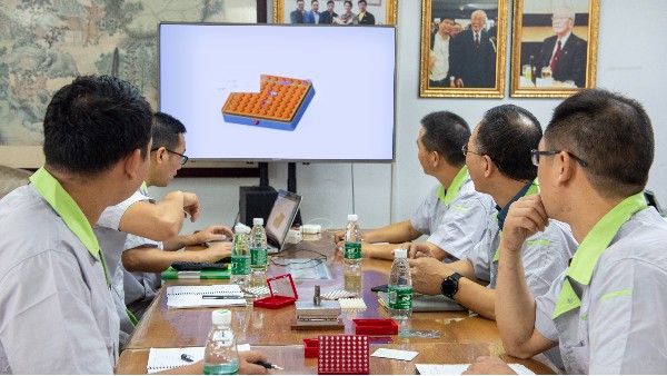 塑膠模具開模廠家分模前必看事項