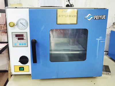 世邦塑膠-質檢設備