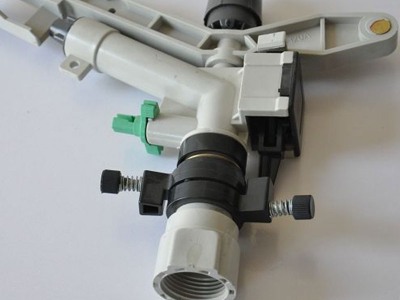 農用灌溉噴頭開模注塑